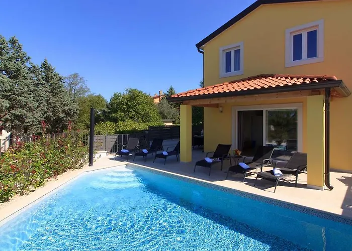 Beautiful I With Pool In Porec Near The Aquapark * Mugeba