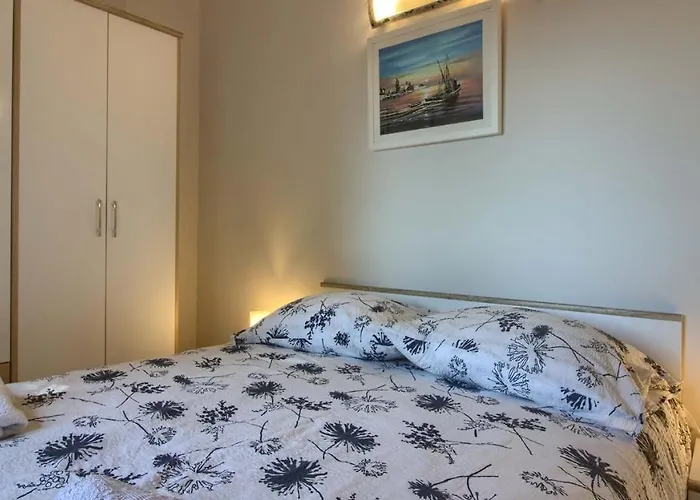 Βίλα Beautiful I With Pool In Porec Near The Aquapark Mugeba