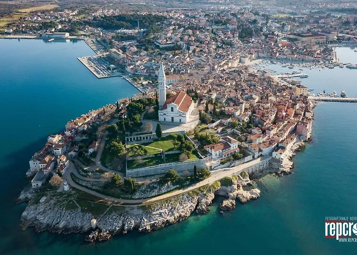 Beautiful I With Pool In Porec Near The Aquapark *