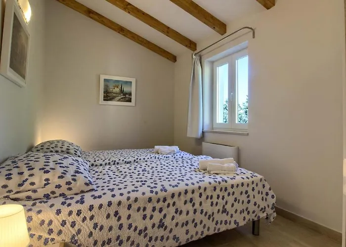 Βίλα Beautiful I With Pool In Porec Near The Aquapark *